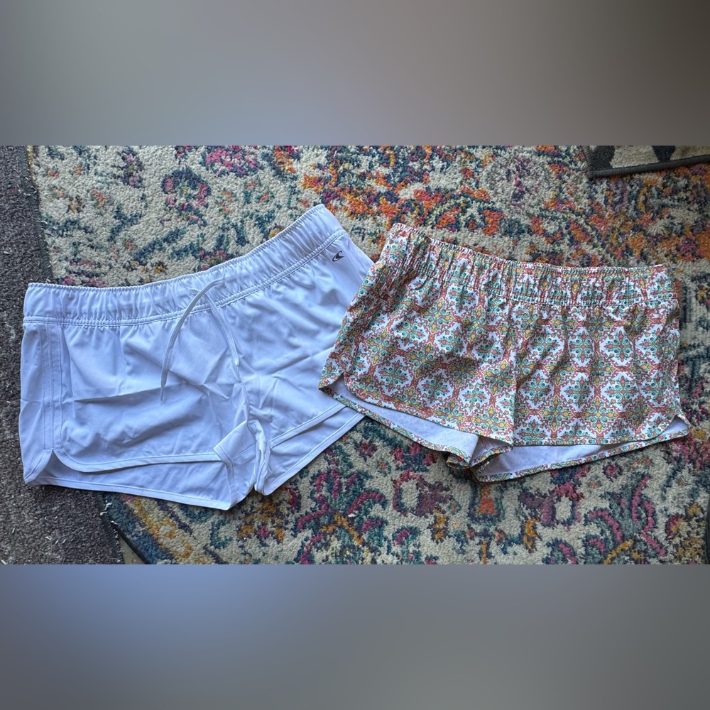 Women's O’Neil Brand White and Multicolor board Shorts Set